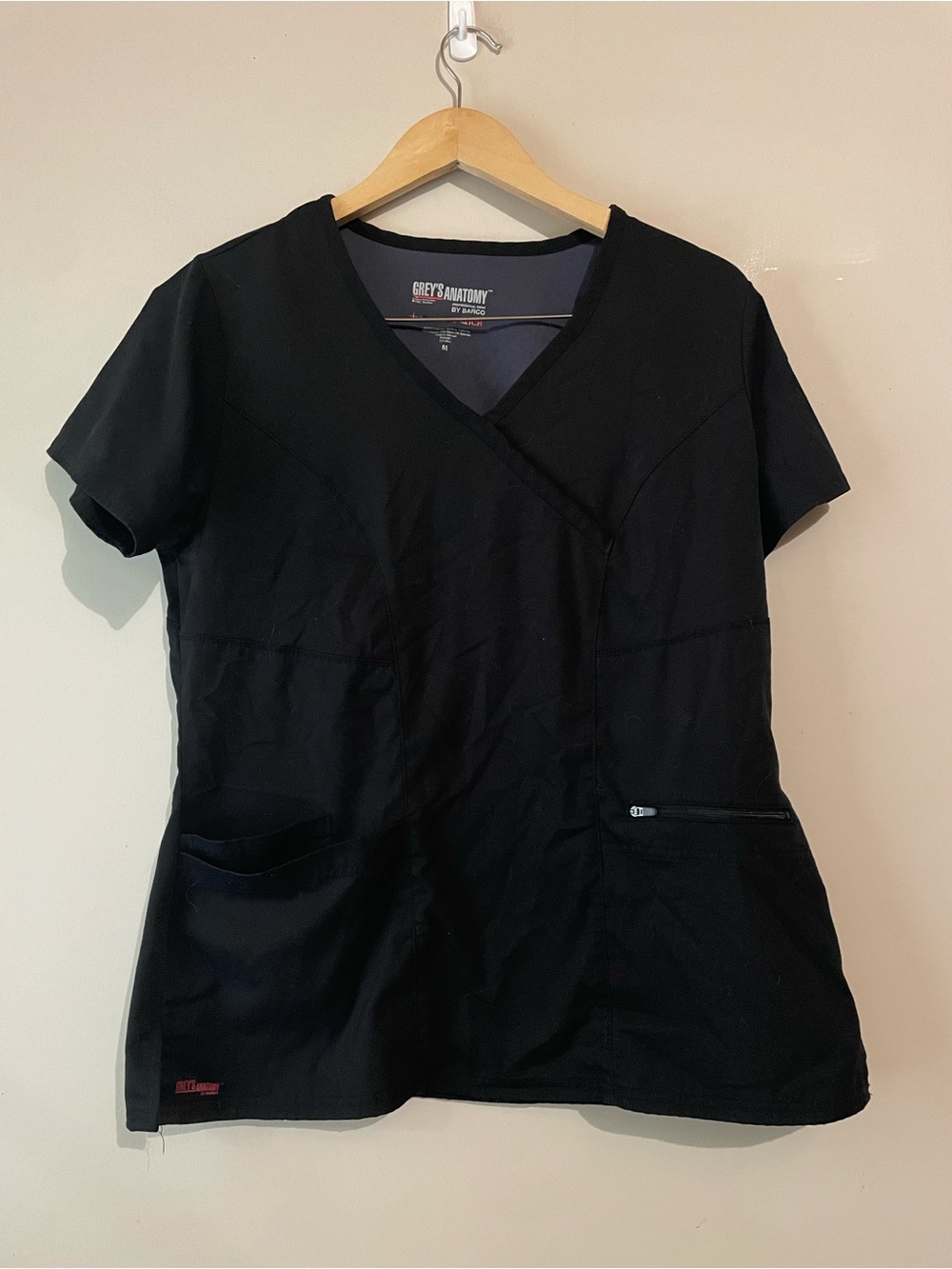 Greys Anatomy | Black Scrub Top